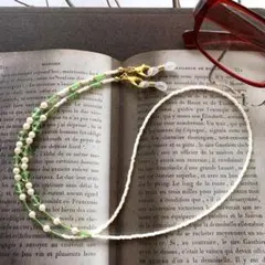 【2way】グリーン チェコビーズ メガネチェーン 上品 大人カラー 眼鏡アクセ