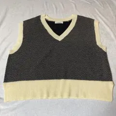 Item thumbnail for item 7e0e4401-eadf-47b1-829a-1a84e6fffc60