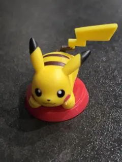 フルタ チョコエッグ ポケットモンスター 旅立ちの3匹　ピカチュウ
