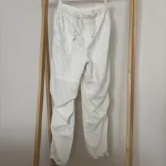 GU テックパラシュートプルオンパンツ　白