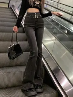 SHEIN シーイン　ハイウエストベルトスリムフレアジーンズ　フレアパンツ