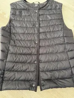 ユニクロ UNIQLO ウルトラライトダウンコンパクトベストブラック S