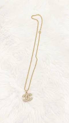 CHANEL ココマーク ラインストーン ネックレス ゴールドのサムネイル