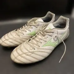 モナルシーダ サッカーシューズ ホワイト/グリーン　27.0