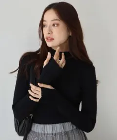 ハイネックニット 黒