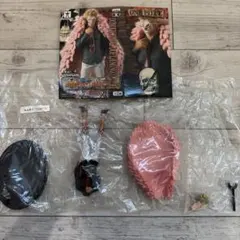 【未使用品】ワンピース　グラメン　ドフラミンゴ　DXFフィギュア