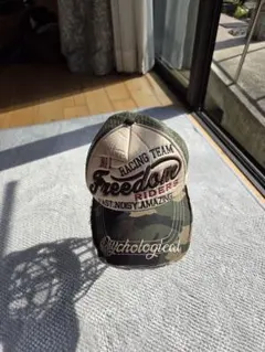 ヴィンテージ調キャップ