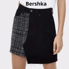【Bershka】ツイード×デニム アシンメトリー ドッキング ミニスカートのサムネイル