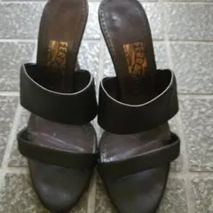 【7 1/2C】 Ferragamoウェッジソールミュール(茶色)