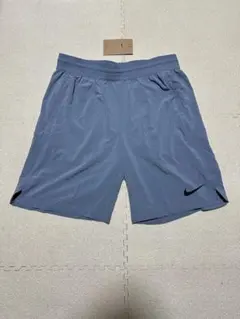 Nike ライトグレー ショートパンツ M