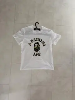 A BATHING APE Tシャツ カモフラロゴ ホワイトのサムネイル