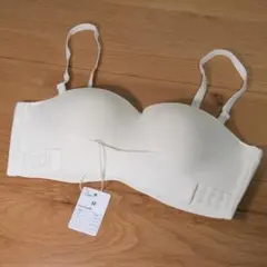 ストラップレスブラ ブラジャー 盛れる ずれない 落ちない 未使用