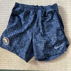 Item thumbnail for item 9f409317-8205-43e4-af80-7bc8428aa54a