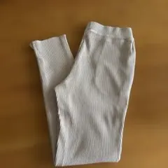 ユニクロ　リブレギンス　M