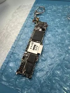 iPhoneキーホルダー(ロジック)