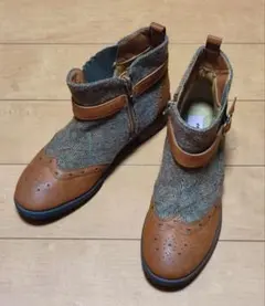 ショートブーツ　女の子　人工皮革とキャンバス　 22.0cm