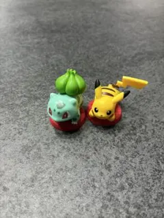 チョコエッグ ポケモン 旅立ちの3匹 ピカチュウ フシギダネのサムネイル