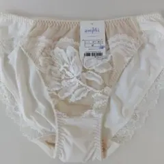 ワコールショーツMサイズ新品