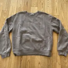 GU クロップドスウェットプルオーバー　トレーナー　スウェット