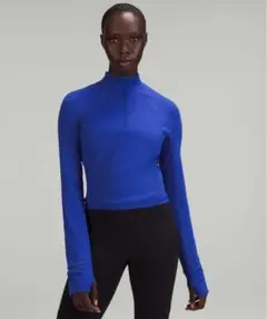 ルルレモン　ハーフジップアップ　トップス　ハイウエスト　ショート丈のサムネイル