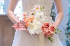 結婚式　ウェディングブーケ　アーティフィシャルフラワー　ブートニア付
