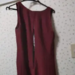 バーガンディ ノースリーブ Aラインワンピース