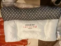 ぎゃくひっぱり 枕 ピローのサムネイル