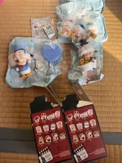 ポップマート　DIMOO WORLD Disneyシリーズ　ドナルド　そのほか