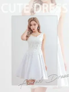 Tika ティカ　ホワイト フレアドレス