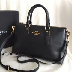 新品未使用COACH ショルダーバッグ ボディバック シグネチャー レザー 黒 ショルダーバッグ メンズ ボディバッグの人気アイテム スマホ コーチ 2025年最新コーチ