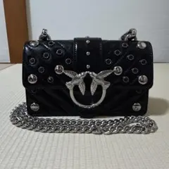 ブラックレザーショルダーバッグのサムネイル