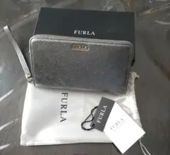 FURLA 長財布 ラウンドファスナー ストラップ付のサムネイル