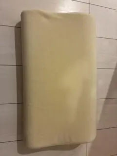 True Sleeper クリーム色枕