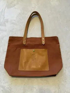 IL BISONTE イルビゾンテ　レザーポケット付キャンバストート