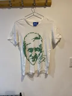 adidas 顔グラフィック Tシャツ ホワイト