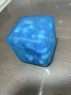 レア　realenjoy ice cube スライム 雪の結晶 スクイーズのサムネイル