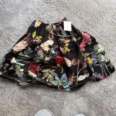 Capricious Mic フラワープリント フレアスカート F