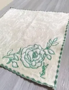 Yves Saint Laurent／花柄タオルハンカチ26×27cmのサムネイル