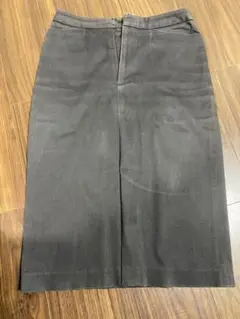 クラブモナコ　黒　タイトスカート　前スリット