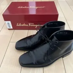 Salvatore Ferragamo ブラックレザーシューズ 7 EE