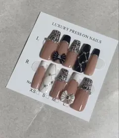 ネイルチップ　フレンチネイル　ワンホンネイル　ツイードネイル