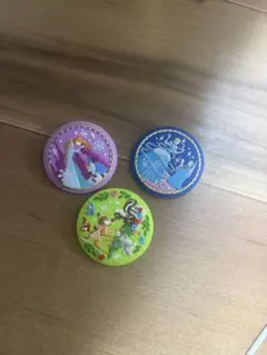 ディズニー刺繍缶バッジ3点セット