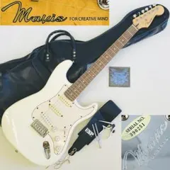 Mavis ストラトキャスタータイプ ホワイト エレキギター ケース付【整備品】のサムネイル