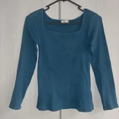 スクエアネック 長袖 Tシャツ