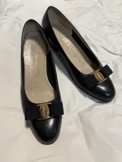 美品　Salvatore Ferragamo vara pumps パンプス　8
