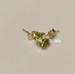 天然石　14kgf ペリドット　4㎜　スタッドピアス　アレルギー対応