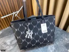 MLB希少品箱付き おしゃれなレディースバッグ