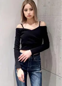 GYDA カシュクールデザインオフショルトップス　ブラック