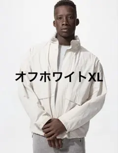 UNIQLO ウインドプルーフスタンドブルゾン　オフホワイトXL