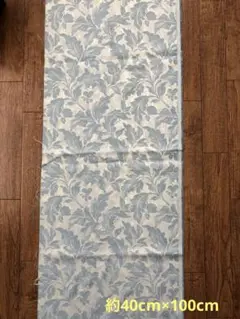 ブルー　リーフ柄　厚手生地　ハギレ生地